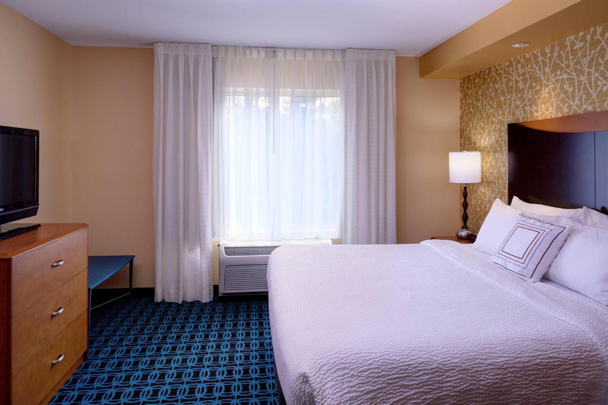 Fairfield Inn And Suites New Buffalo Exterior photo
