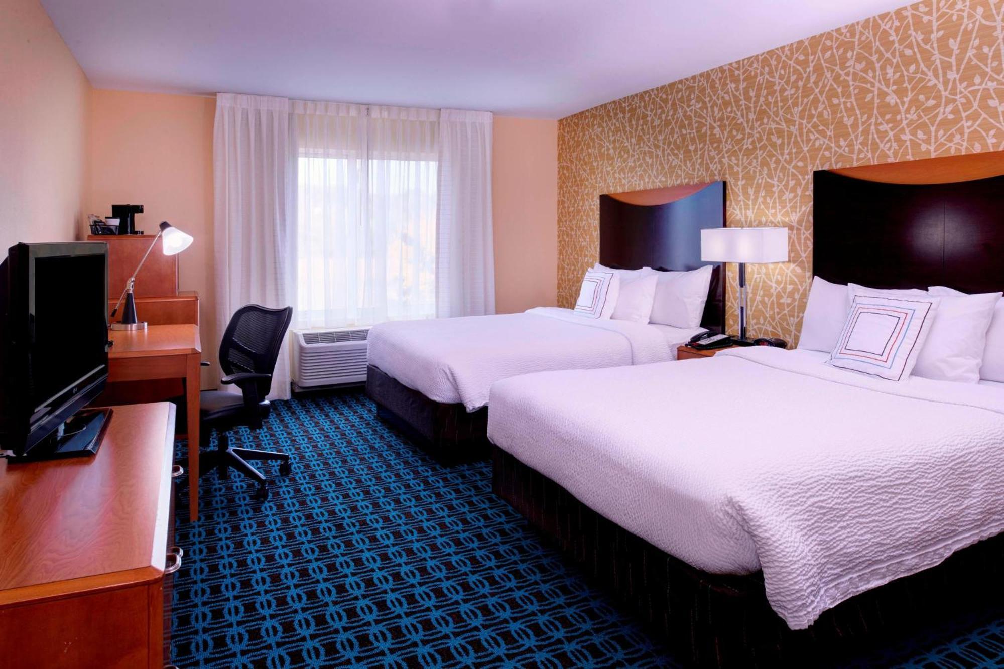 Fairfield Inn And Suites New Buffalo Exterior photo